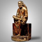 Handcrafted Shree Saibaba sculpture in copper