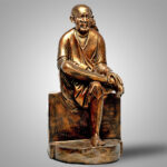 Handcrafted Shree Saibaba sculpture in copper